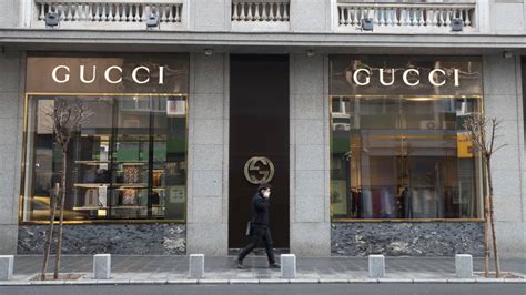 ross park mall gucci|Gucci store opens at Ross Park Mall .